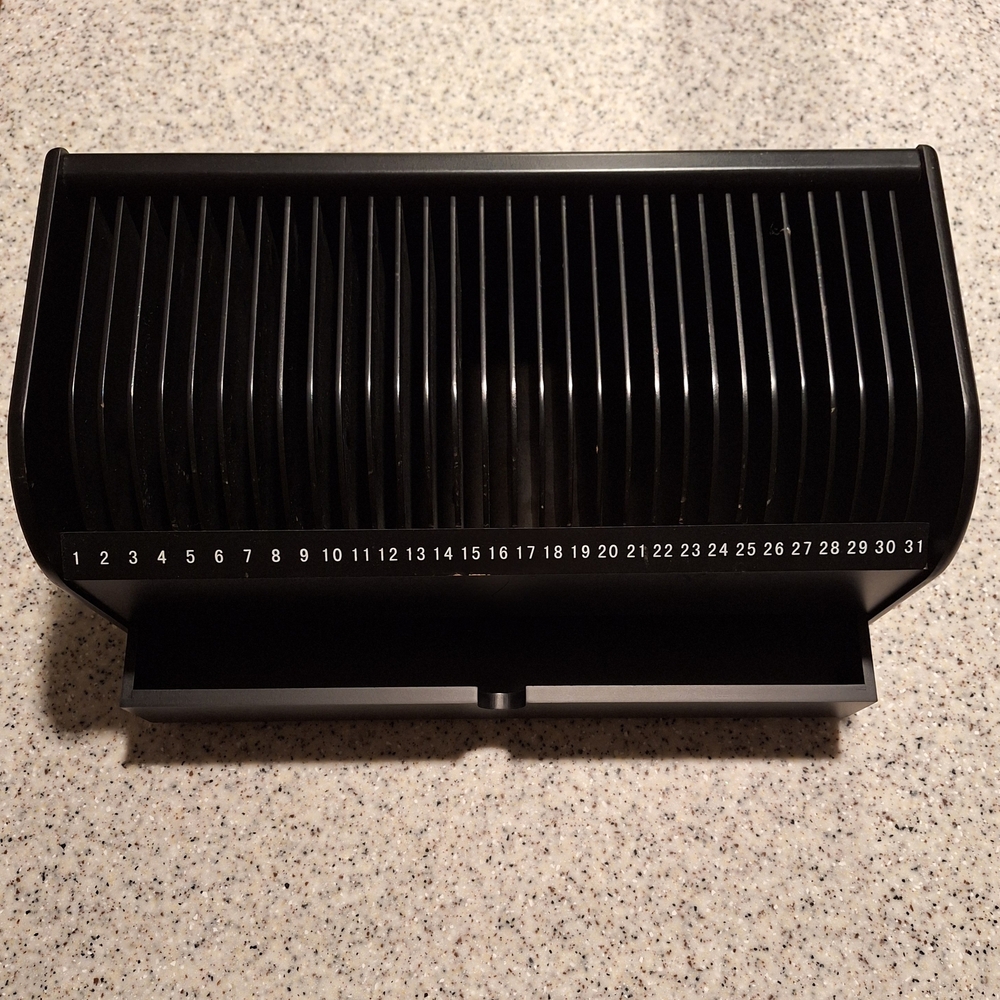 Counter/Desktop File/Mail Organizer